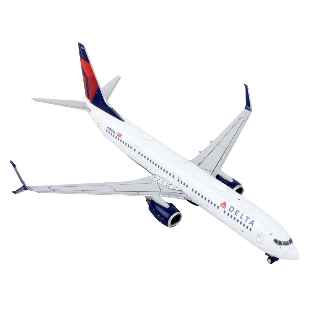 Boeing 737-900ER Commercial Aircraft Delta Airlines White w Blue Red Tail 1/400